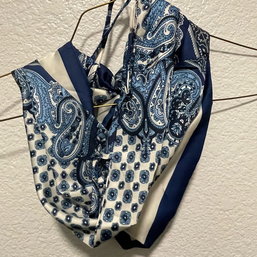 Scarf Top